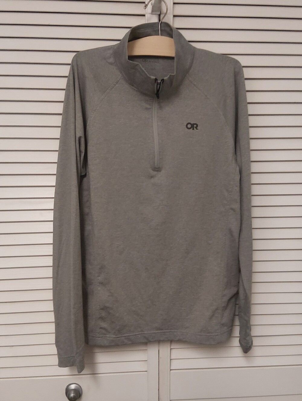 Outdoor Research Men's Light Gray 1/4 Zip Pullover